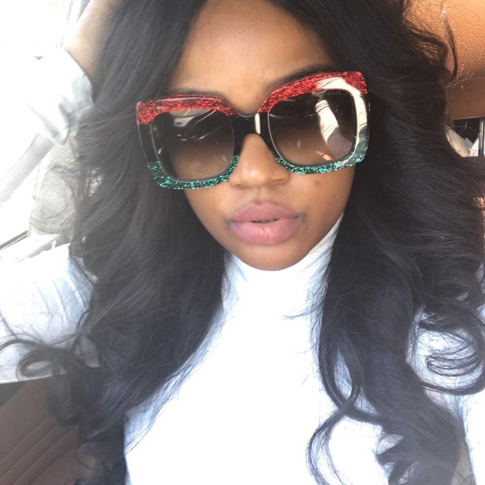 Meet your Posher, Fallon